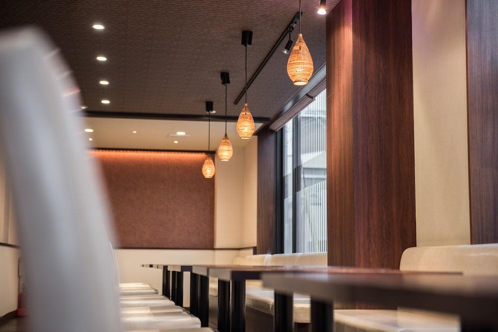 Отель The B Kyoto Sanjo Экстерьер фото