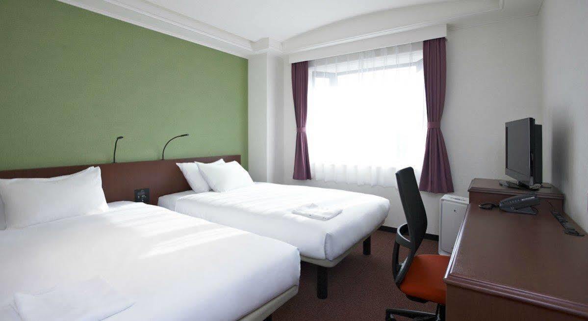 Отель The B Kyoto Sanjo Экстерьер фото